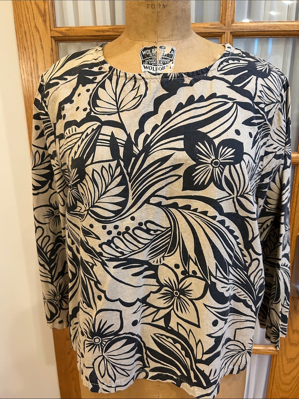 Hot Cotton Black and Cream Tropical Print Top